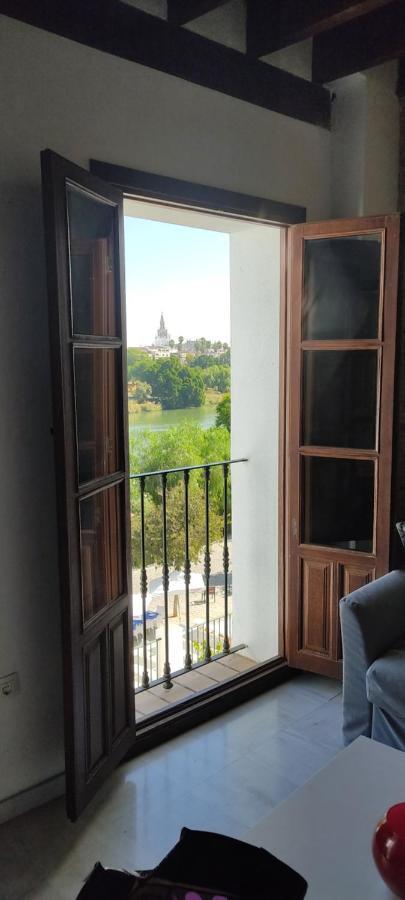 Trianabridgeviews Atico Con Vistas Al Puente De Triana Calle Castilla 38 Apartment Seville