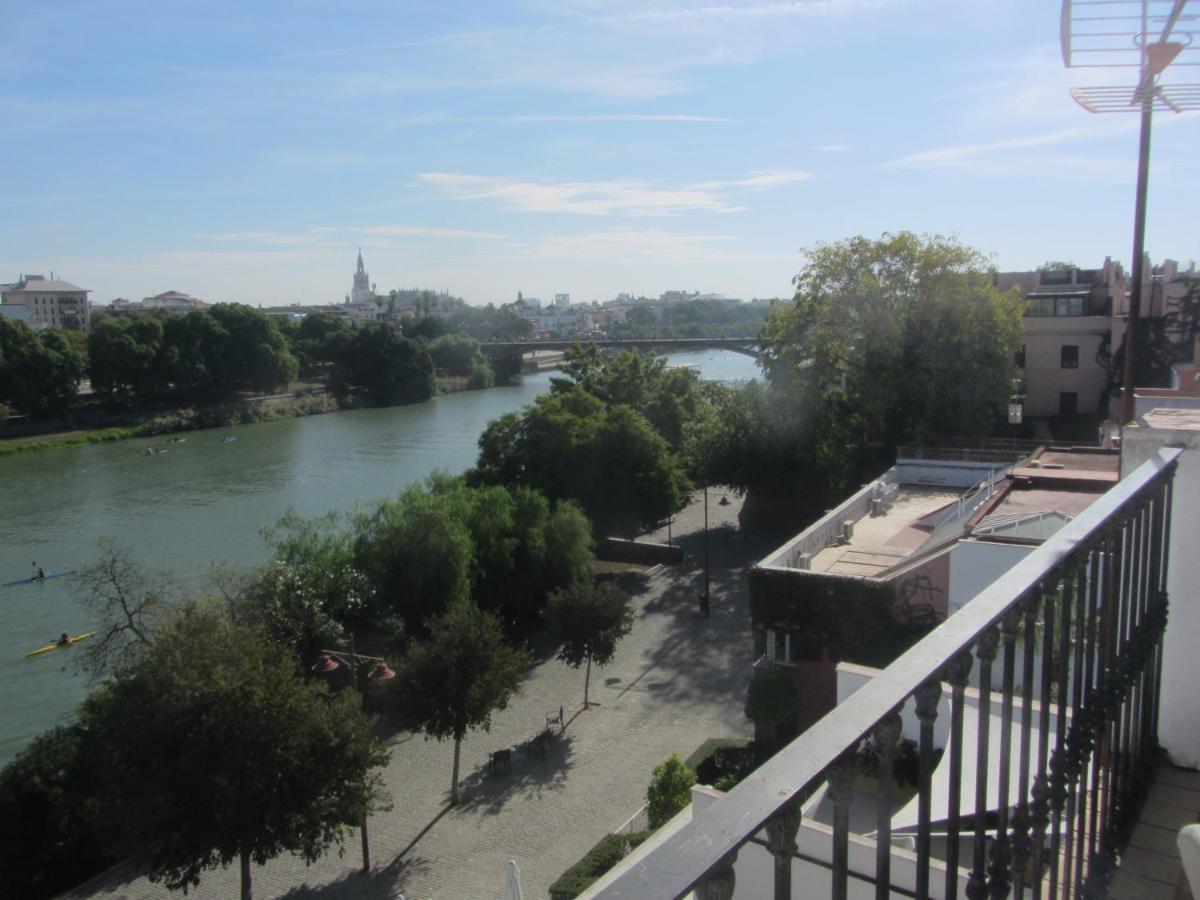 Apartment Trianabridgeviews Atico Con Vistas Al Puente De Triana Calle Castilla 38