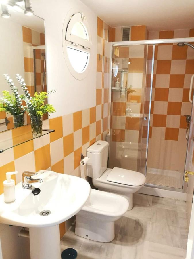 Trianabridgeviews Atico Con Vistas Al Puente De Triana Calle Castilla 38 Appartement