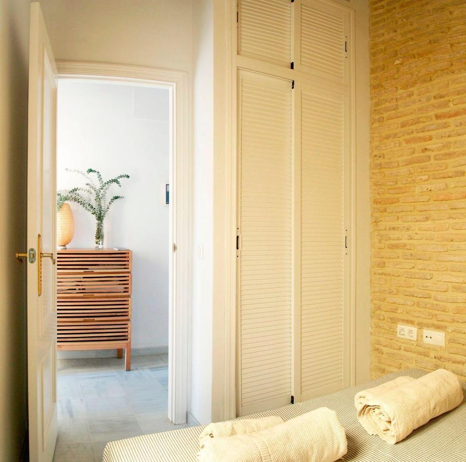 Appartement Trianabridgeviews Atico Con Vistas Al Puente De Triana Calle Castilla 38